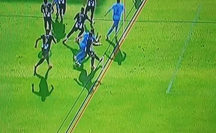 Penal y gol no cobrado. Polémicas de la eliminación de iquique ante Alianza lima