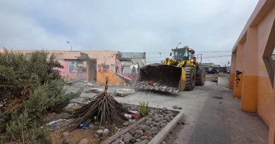 Municipio de Alto Hospicio demuele ex Jardín Infantil Los Naranjos