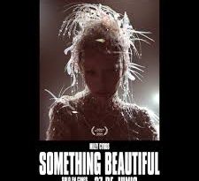 Este 27 de Junio Miley Cyrus llega a Cinemark en esperado documental “Something Beautiful”