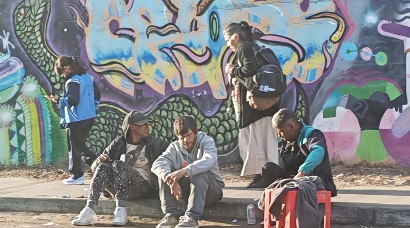 Nuestros niños están seguros? Consumo de drogas frente a colegios: una realidad que se repite cada mañana en Iquique