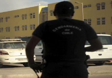 Más de 10 gendarmes fueron detenidos en Alto Hospicio e Iquique por su presunta participación en una red criminal ligada al narcotráfico