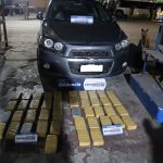 Aduanas descubre 44,8 kilos de pasta base ocultos en compartimentos especiales de automóvil