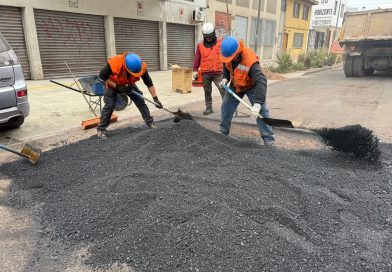 HASTA PATRICIO LYNCH LLEGA MEJORAMIENTO DE EMERGENCIA EN CALZADAS DE LA MUNICIPALIDAD DE IQUIQUE