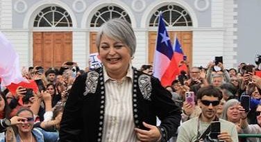 Jeannette Jara comprometió 15 medidas en Tarapacá para hacer frente a problemas en seguridad, migración, empleo y salud en la región