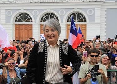 Jeannette Jara comprometió 15 medidas en Tarapacá para hacer frente a problemas en seguridad, migración, empleo y salud en la región