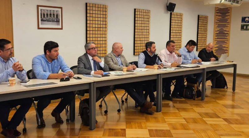 Gore Tarapacá asegura en DIPRES financiamiento de prefactibilidad para el nuevo hospital de Iquique Anuncio fue hecho por el equipo técnico del Ministerio de Salud.