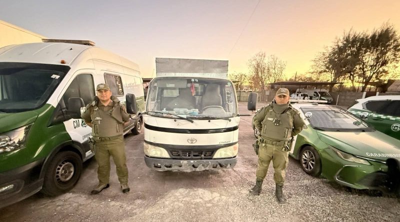 CARABINEROS DETUVO A HOMBRE QUE ROBÓ CAMIONETA EN LA RUTA 5 NORTE