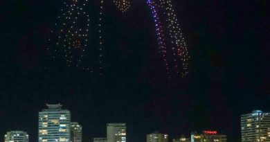 HOLA 2026!!: SHOW DE 1.500 DRONES LLENÓ DE COLOR EL CIELO DE PLAYA CAVANCHA EN CELEBRACIÓN DE AÑO NUEVO
