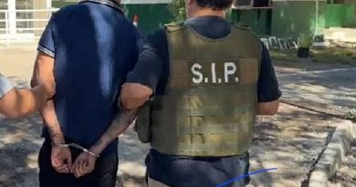 detención de un prófugo en la comuna de Pozo Almonte, región de Tarapacá, quien mantenía tres órdenes de arresto vigentes por delitos graves.