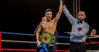 Iquique logra título mundial en boxeo con Patricio Carrión por primera vez en su historia deportiva