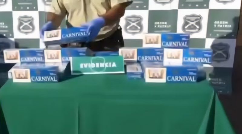 Incautan millonario cargamento de cigarrillos de contrabando en la Ruta 5 Norte Incautan millonario cargamento de cigarrillos de contrabando en la Ruta 5 Norte