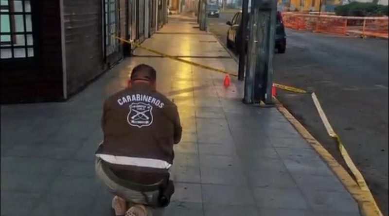 Intensifican peritajes tras balacera que dejó dos heridos en pleno centro Intensifican peritajes tras balacera que dejó dos heridos en pleno centro