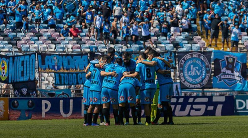 Deportes Antofagasta golea 4-0 a Iquique y agrava la crisis de los «Dragones»