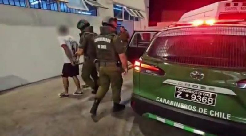 Detienen a vendedores de droga tras patrullaje preventivo en Antofagasta Detienen a vendedores de droga tras patrullaje preventivo en Antofagasta