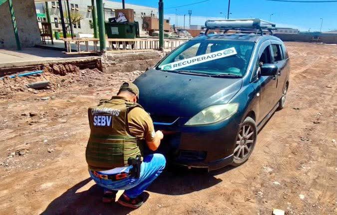 Carabineros recupera vehículo con encargo por apropiación indebida en La Tirana Carabineros recupera vehículo con encargo por apropiación indebida en La Tirana