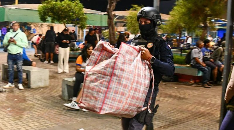 Fiscalización conjunta deja detenidos e incautaciones en sector Techado Municipal de Alto Hospicio Fiscalización conjunta deja detenidos e incautaciones en sector Techado Municipal de Alto Hospicio