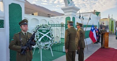 Carabineros honra a sus mártires con un sentido homenaje