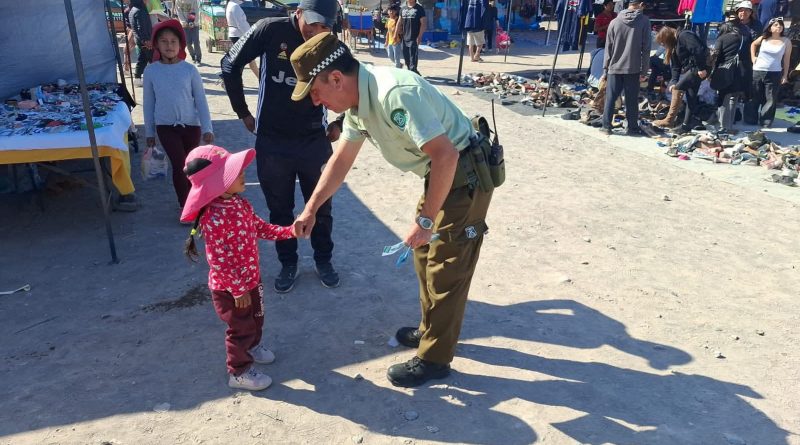 Carabineros refuerza prevención del delito en feria La Quebradilla de Alto Hospicio