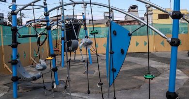 Presentan avances en renovación de Plaza Arica con nuevos Juegos Infantiles