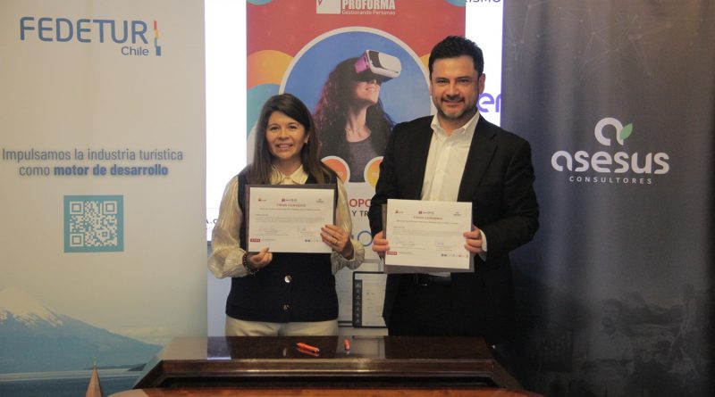Lanzan estudio para potenciar la empleabilidad y el liderazgo femenino en el turismo chileno