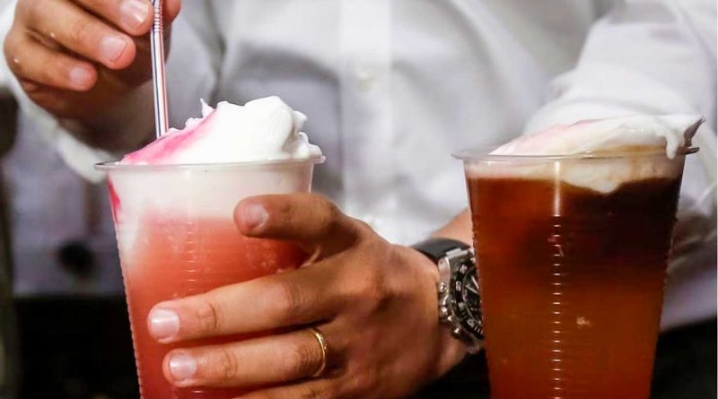 ¿Puedo tomar alcohol si consumo medicamentos? Lo que debes saber antes de brindar