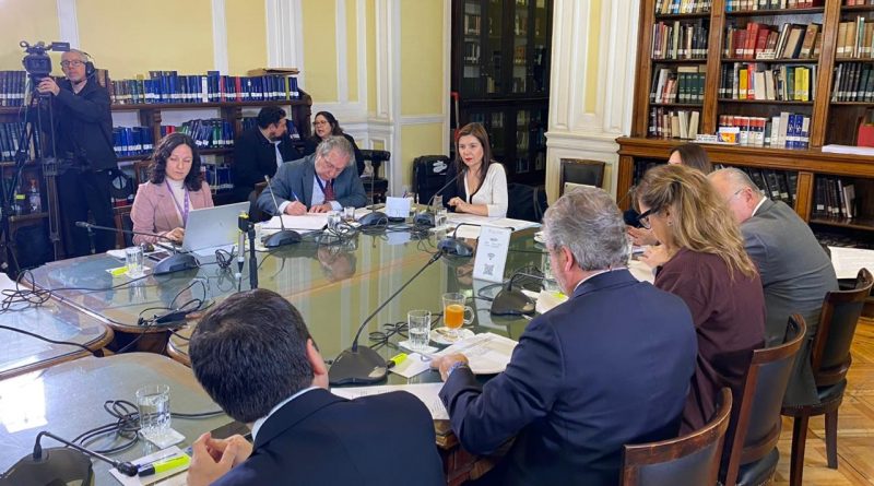 Comisión Mixta acuerda votar la próxima semana norma sobre expulsiones administrativas