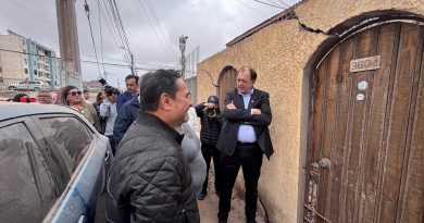 Ministro anuncia junto a alcalde cronograma para abordar socavones en Alto Hospicio